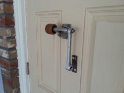 Bike-part door knocker